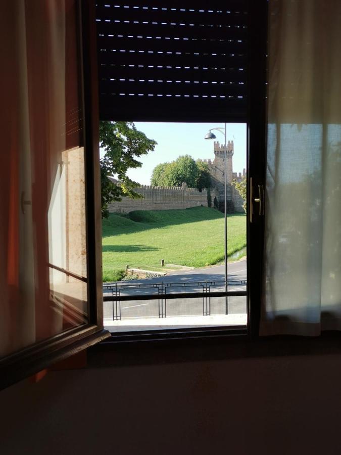 Ostello Citta' Murata Montagnana  Ngoại thất bức ảnh