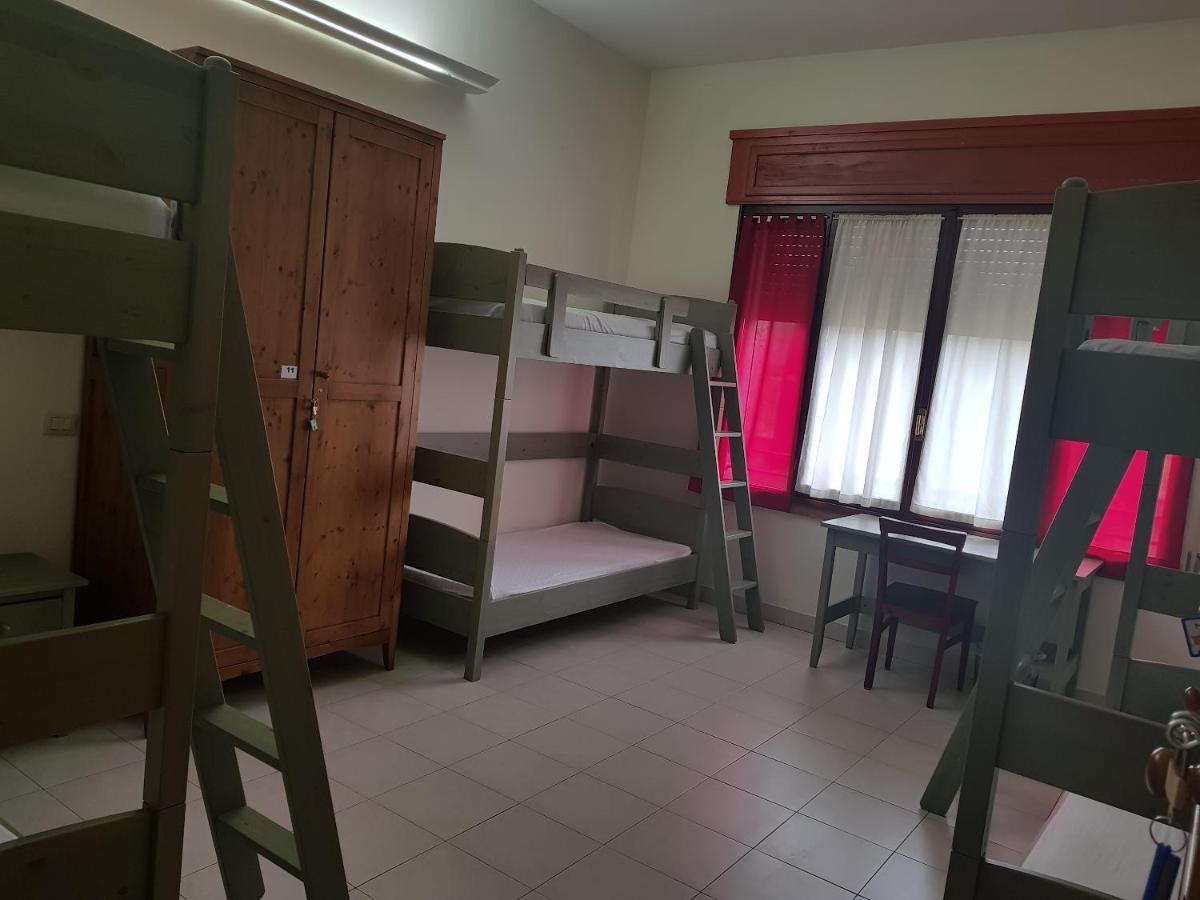 Ostello Citta' Murata Montagnana  Ngoại thất bức ảnh
