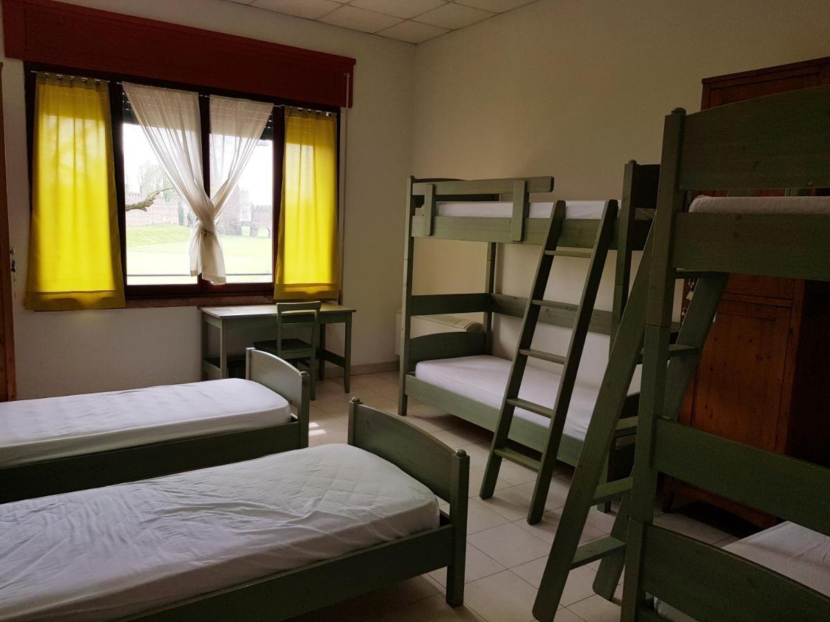Ostello Citta' Murata Montagnana  Ngoại thất bức ảnh