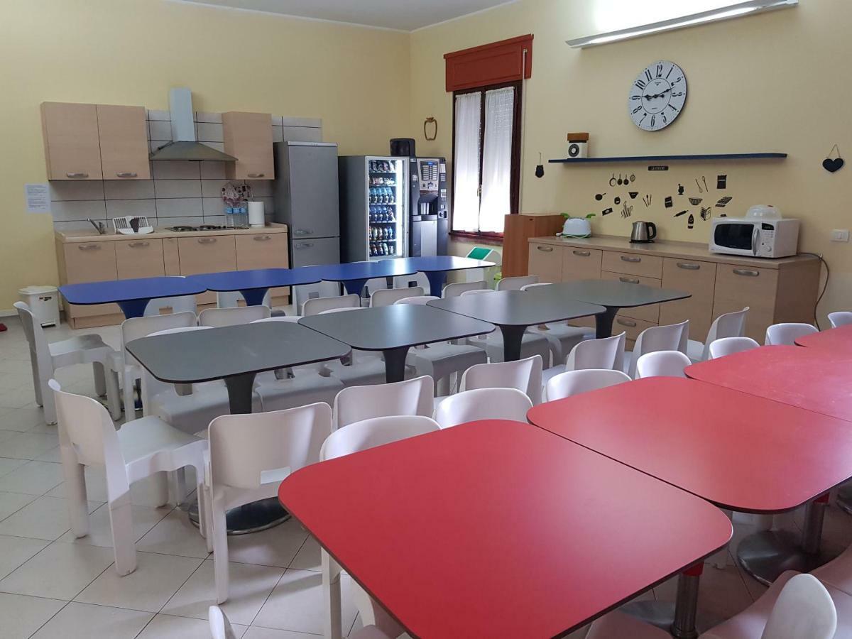 Ostello Citta' Murata Montagnana  Ngoại thất bức ảnh
