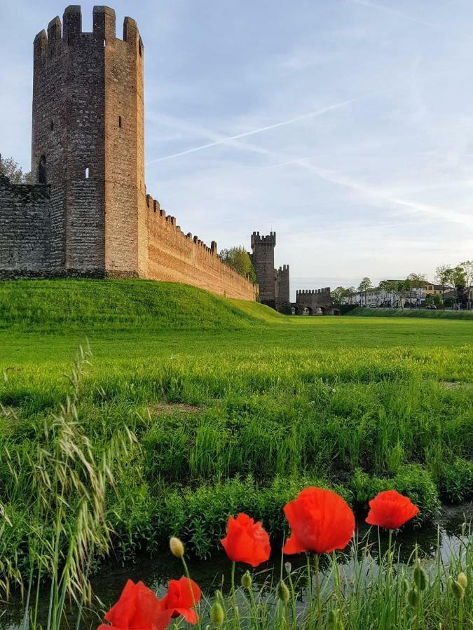 Ostello Citta' Murata Montagnana  Ngoại thất bức ảnh